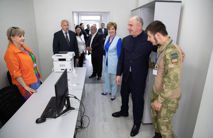 Глава КЧР Рашид Темрезов открыл региональный филиал фонда «Защитники Отечества»