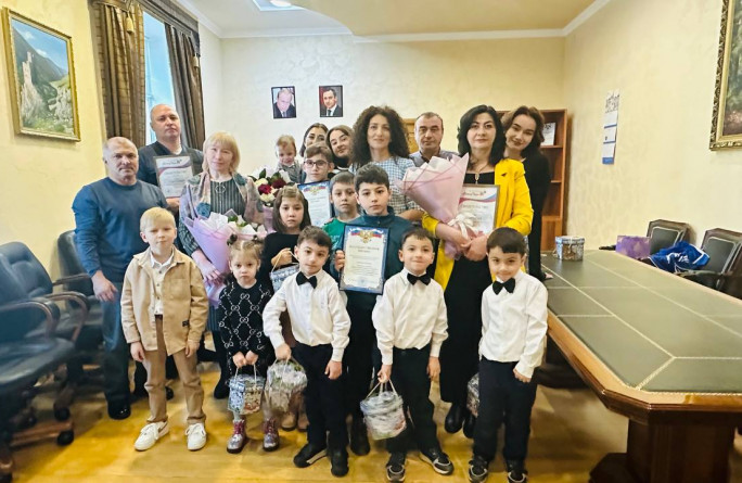 Торжественное вручение семьям-участникам Всероссийского конкурса «Семья года» 